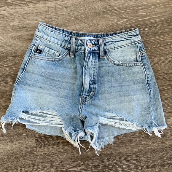 KanCan Pants - Kancan distressed jean short